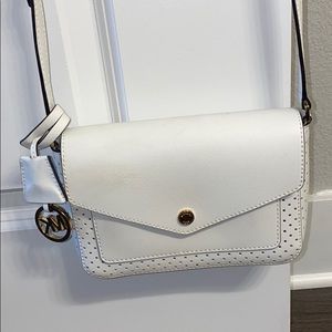 White Michael Kors crossbody purse